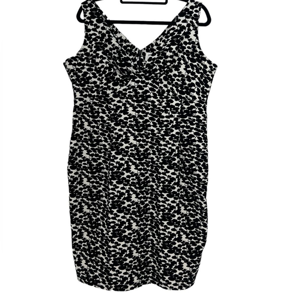 Tatyana Black‎ and White Retro Velvet Detail Cherry Print Dress Size 4XL